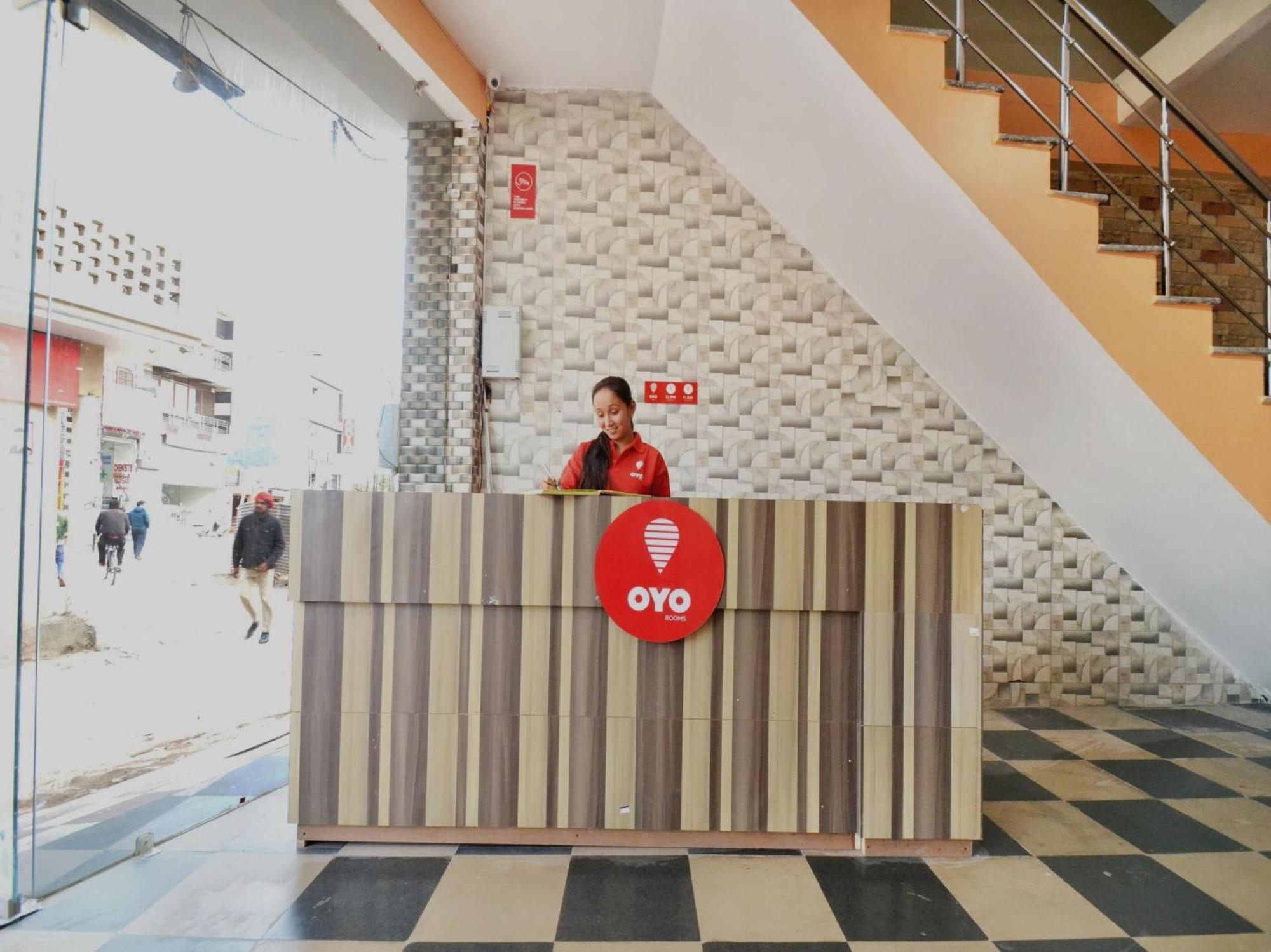 Hotel O Galaxy Nayagaon Exterior photo
