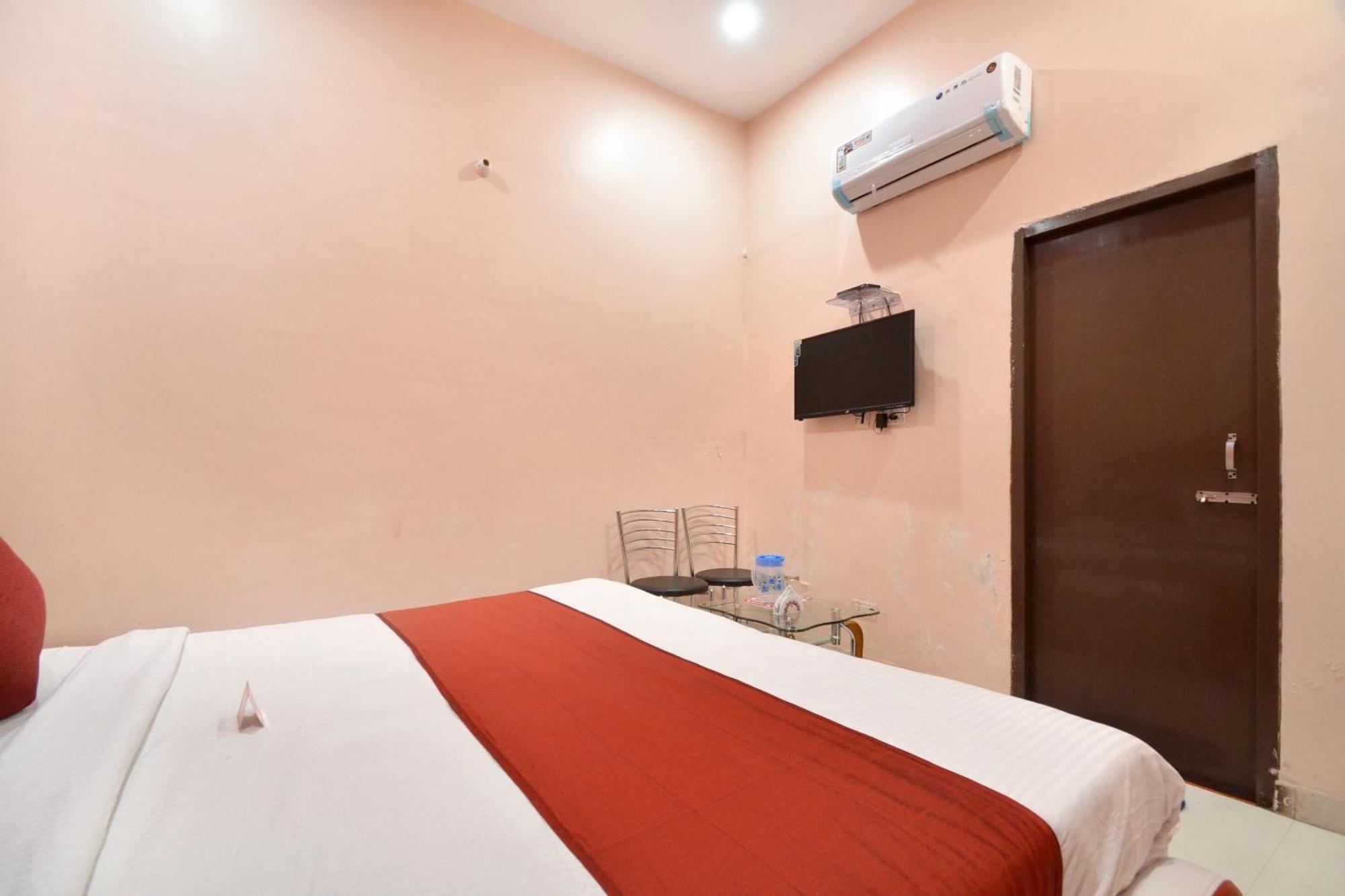 Hotel O Galaxy Nayagaon Exterior photo