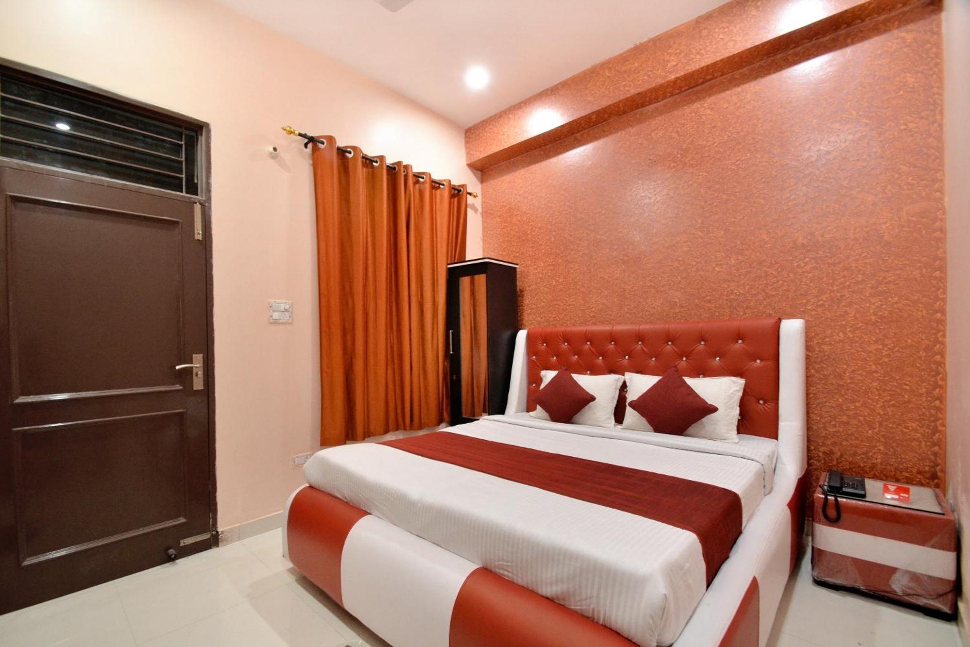 Hotel O Galaxy Nayagaon Exterior photo