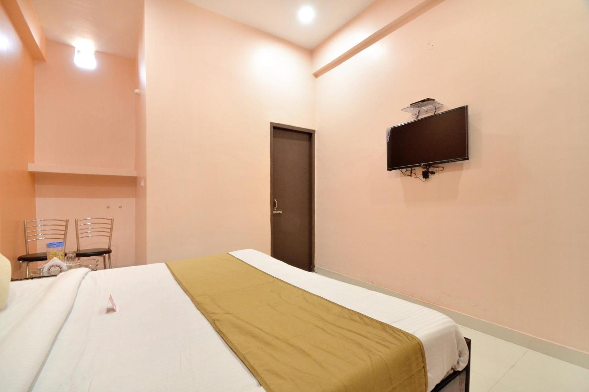 Hotel O Galaxy Nayagaon Exterior photo